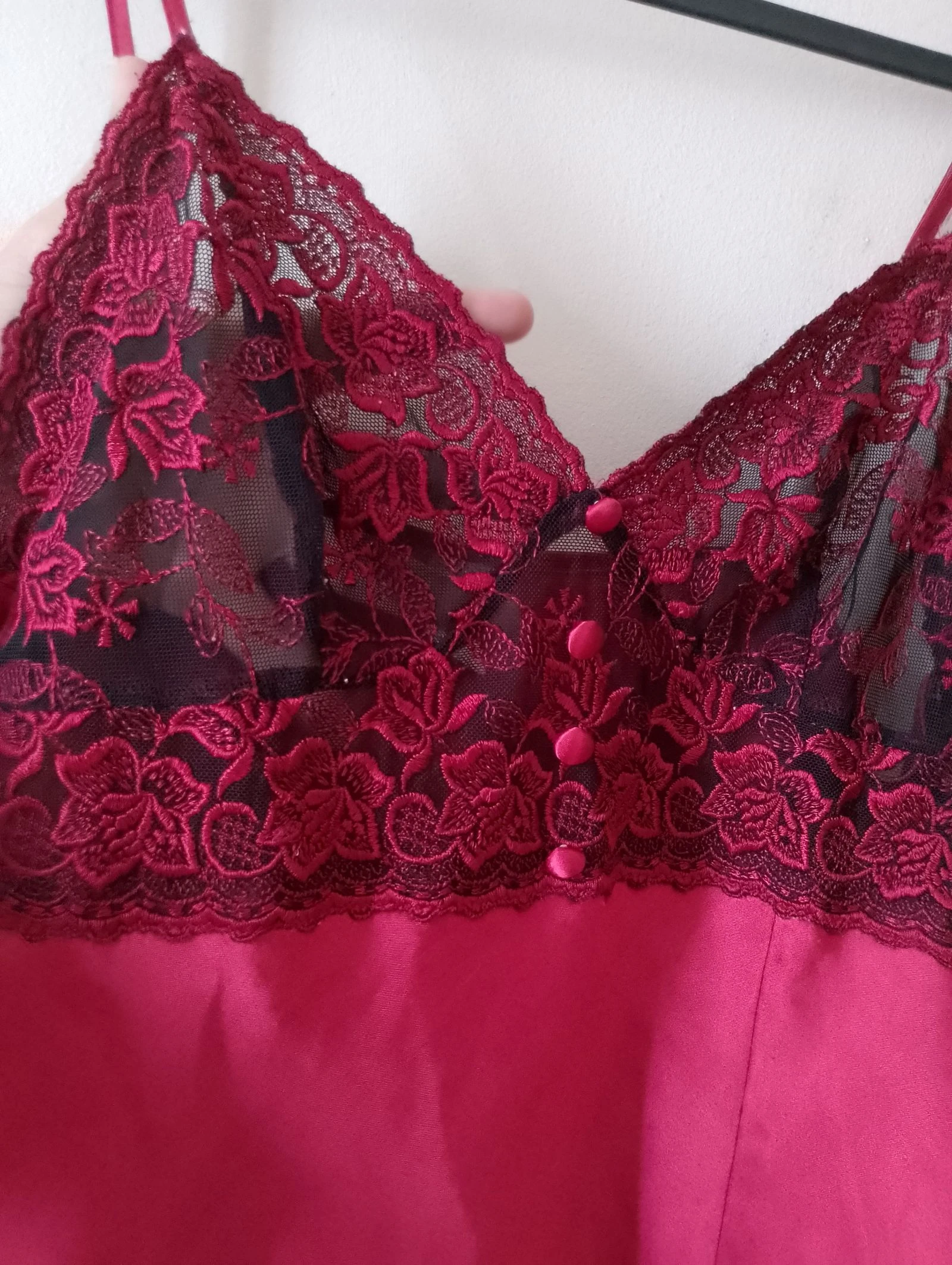 Nuisette de cetim vermelha com renda Feminissime tamanho 36 – photo 7